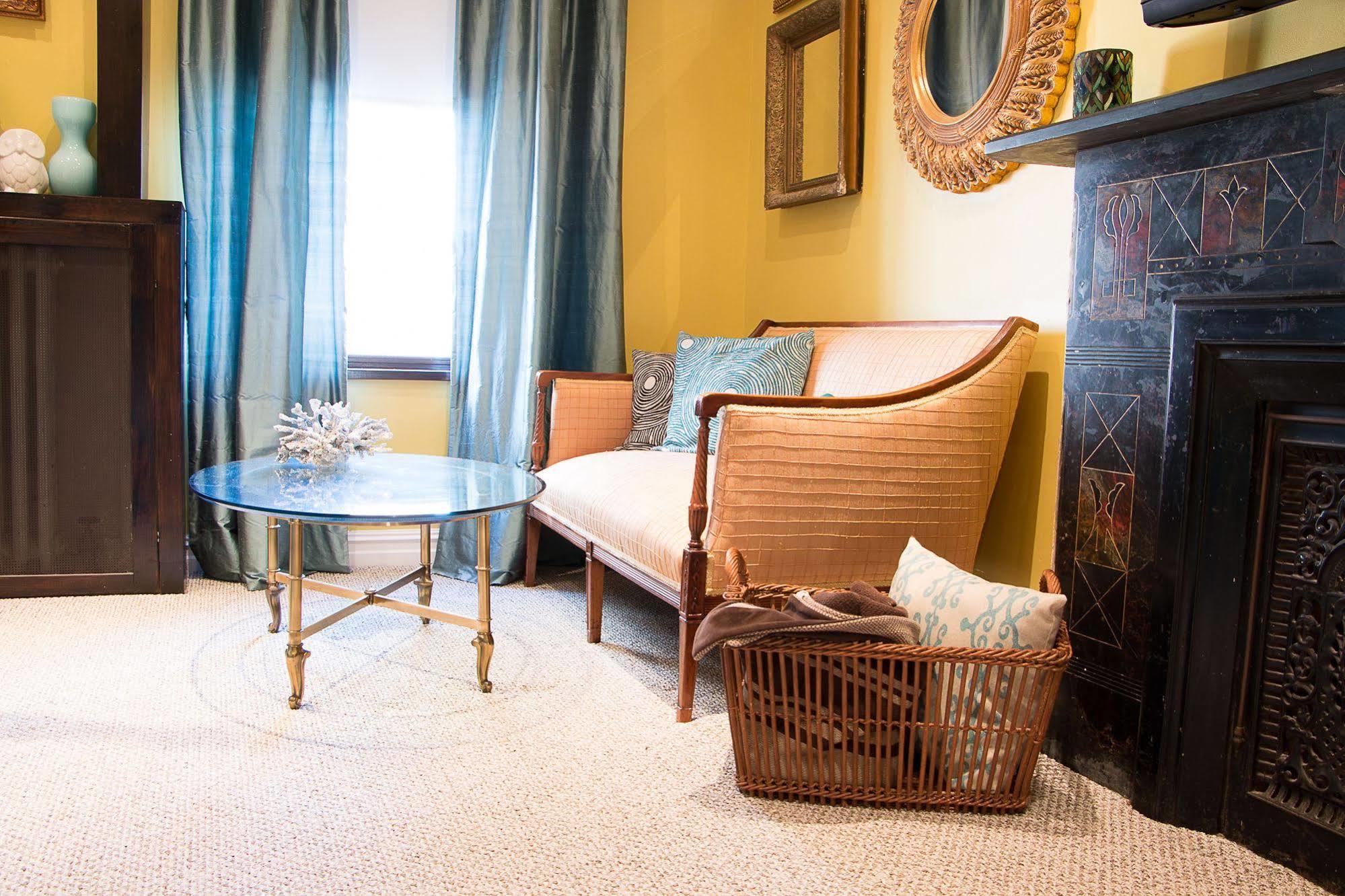 نيو يورك 255West Guesthouse المظهر الخارجي الصورة