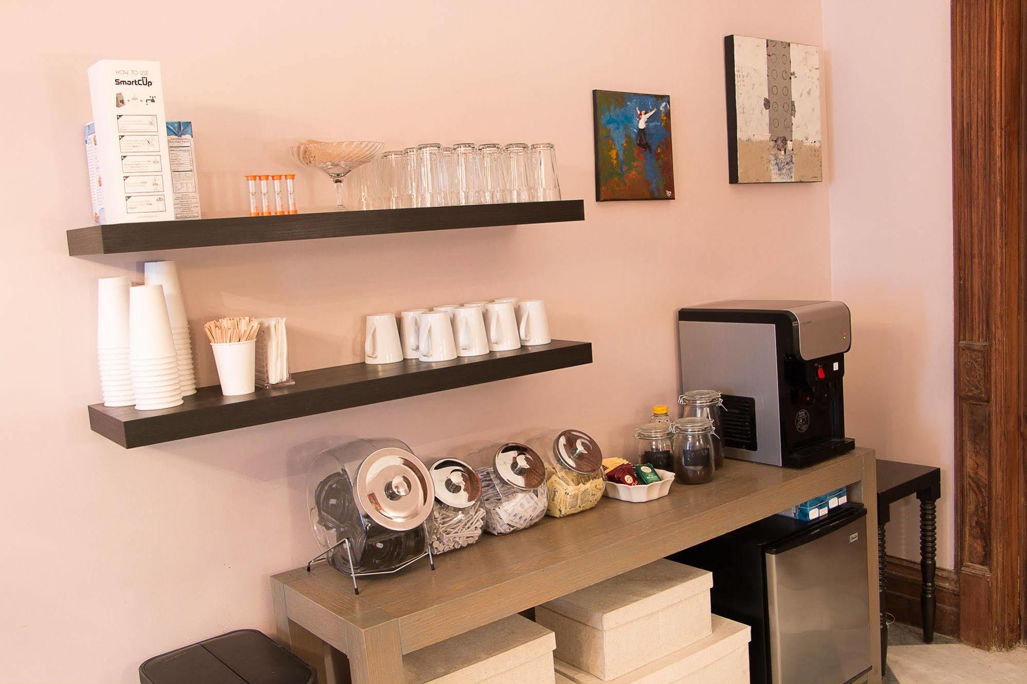 نيو يورك 255West Guesthouse المظهر الخارجي الصورة